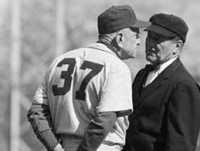 casey-stengel-arguing